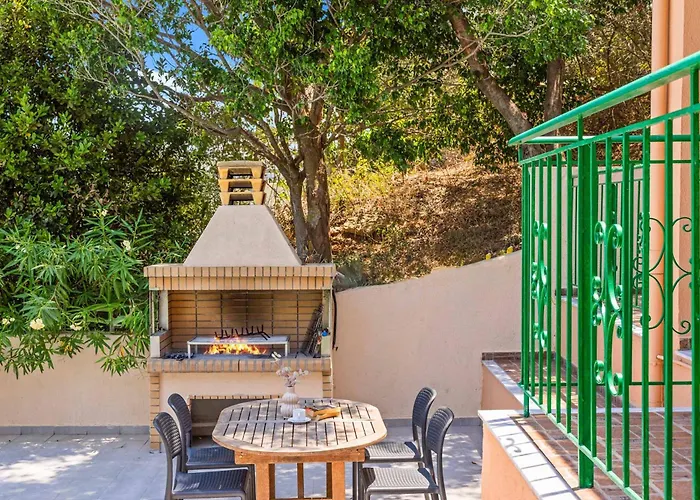 Vilă Thymari