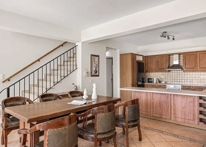 Thymari فيلة كاتيليوس